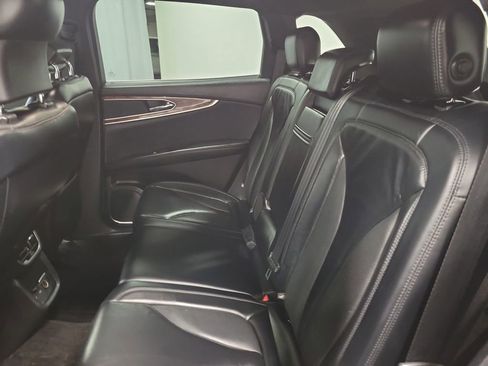 Used 2018 Lincoln MKX Select w/ Select Plus Package image 20