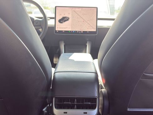 Used 2019 Tesla Model 3 Performance AWD/4WD image 24