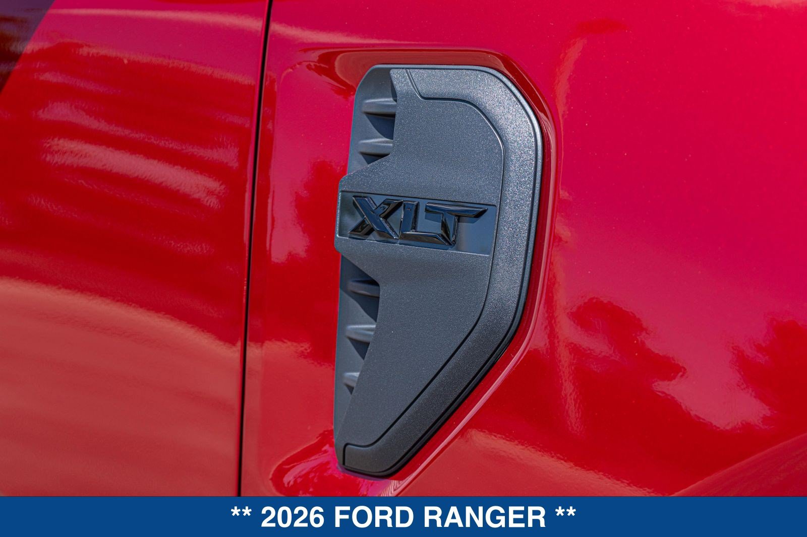 New 2026 Ford Ranger XLT w/ Black Appearance Package RWD image 14
