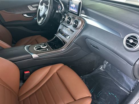 Used 2019 Mercedes-Benz GLC 300 4MATIC Coupe image 16