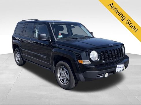 Used 2014 Jeep Patriot Sport FWD image 1