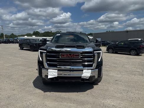 New 2026 GMC Sierra 2500 SLT w/ SLT Premium Package image 2