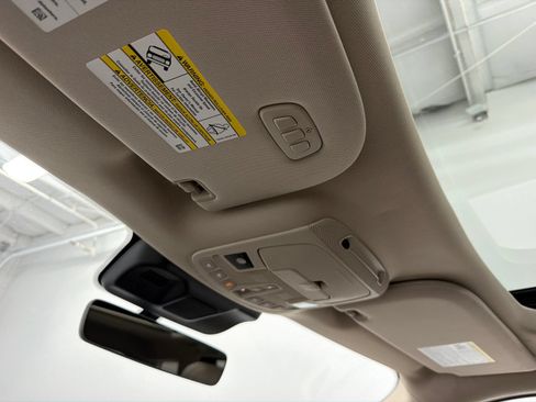Certified 2023 Lincoln Navigator Reserve AWD/4WD image 32