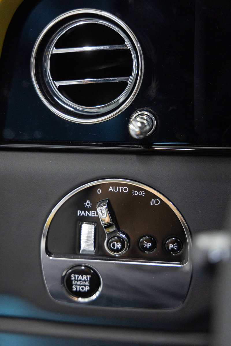 New 2026 Rolls-Royce Cullinan AWD/4WD image 30