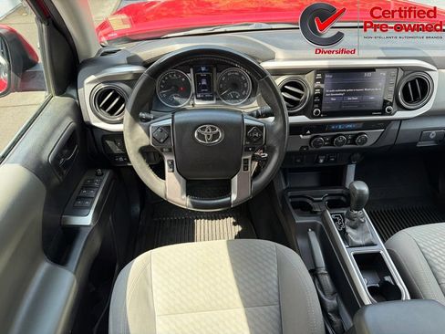 Used 2021 Toyota Tacoma SR5 RWD image 5