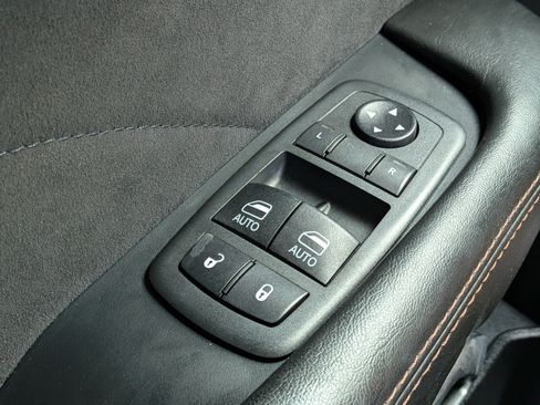 Used 2020 Dodge Challenger R/T Scat Pack RWD image 20