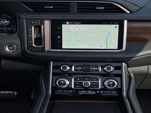 Used 2023 GMC Yukon XL Denali Ultimate AWD/4WD image 25