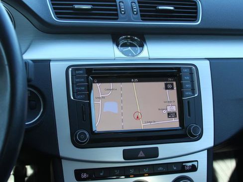 Used 2016 Volkswagen CC Sport image 38