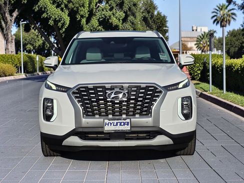 Used 2021 Hyundai Palisade SEL FWD image 3
