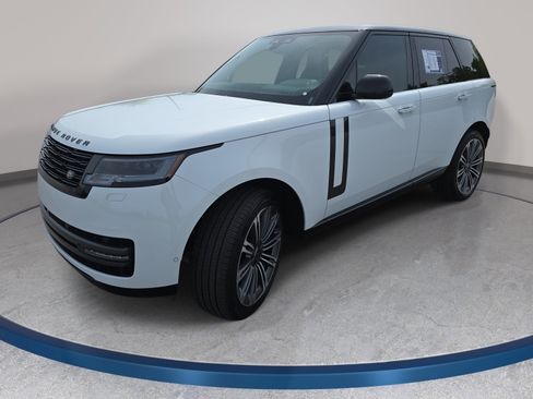 Used 2025 Land Rover Range Rover SE AWD/4WD image 1