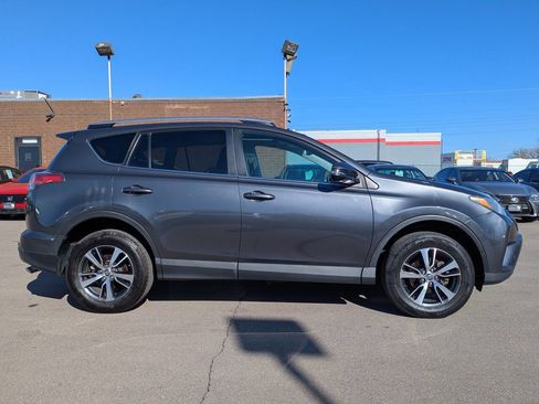Used 2018 Toyota RAV4 XLE image 3
