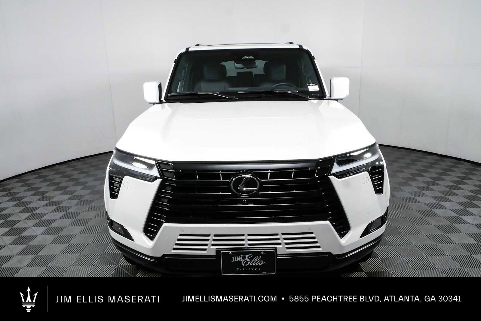 Used 2025 Lexus GX 550 w/ Accessory Package (2T) AWD/4WD image 26