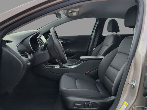 Used 2024 Chevrolet Malibu LT FWD image 17