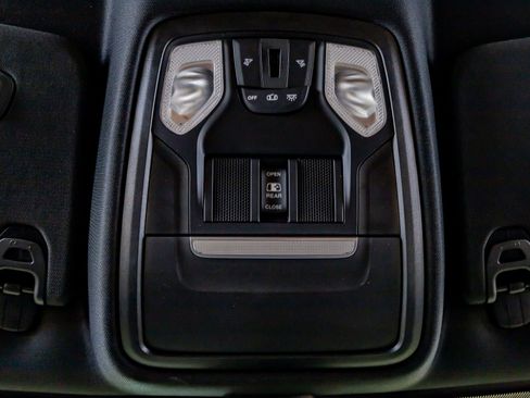 Used 2021 RAM 1500 Big Horn w/ Built-to-serve Edition image 29