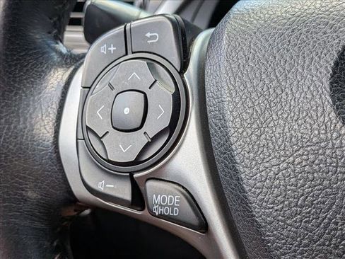 Used 2014 Toyota Camry SE image 10