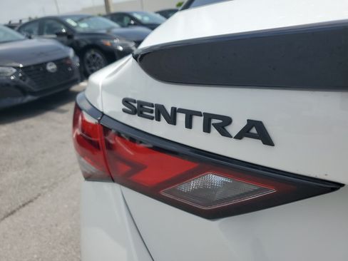 Used 2025 Nissan Sentra SR w/ Midnight Edition FWD image 25