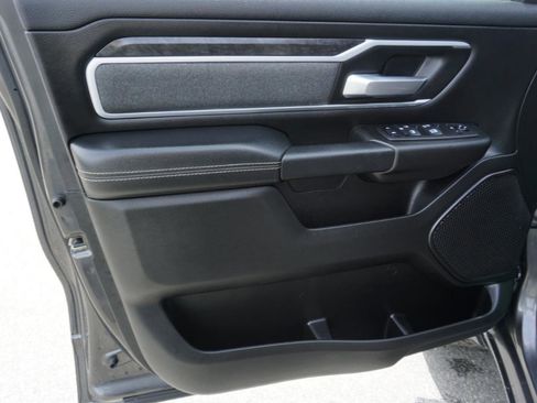 Used 2022 RAM 1500 Big Horn AWD/4WD image 17