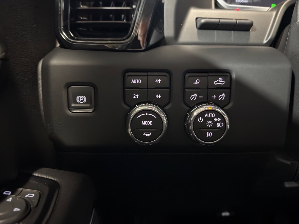 Used 2026 GMC Sierra 2500 AT4X AWD/4WD image 13