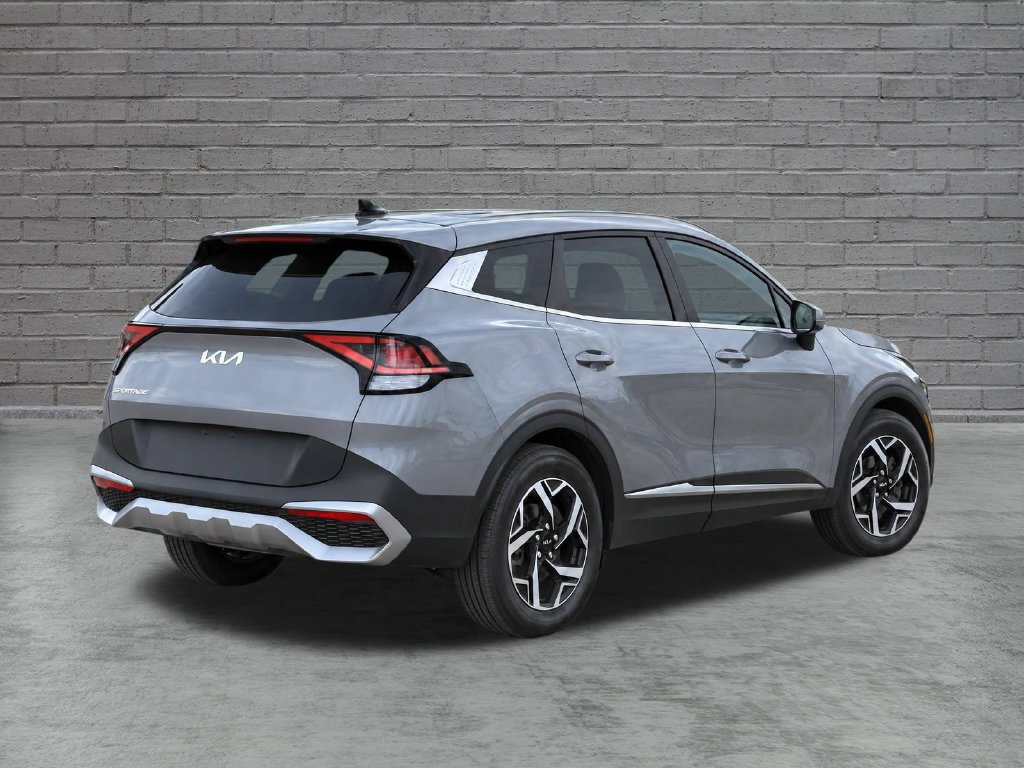 Used 2023 Kia Sportage LX FWD image 3