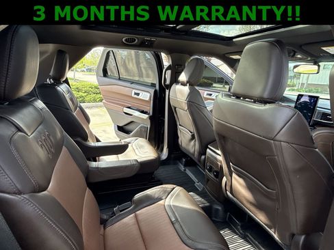 Used 2022 Ford Explorer King Ranch w/ Premium Technology Package AWD/4WD image 23