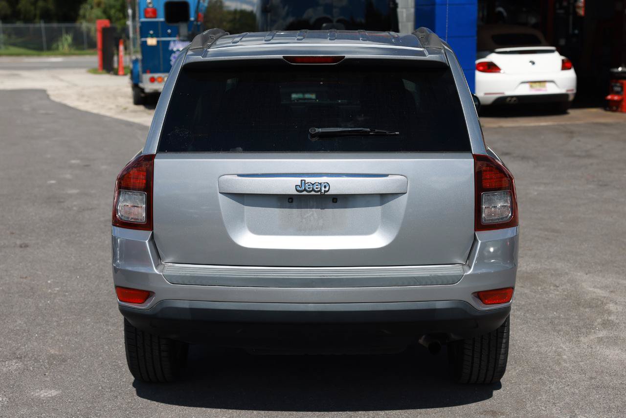 Used 2014 Jeep Compass Sport w/ Power Value Group FWD image 9