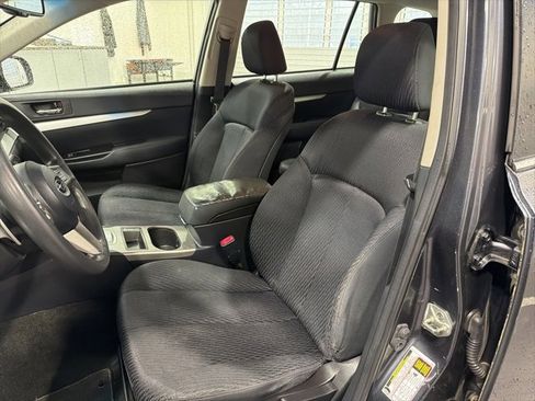 Used 2011 Subaru Outback 2.5i image 11