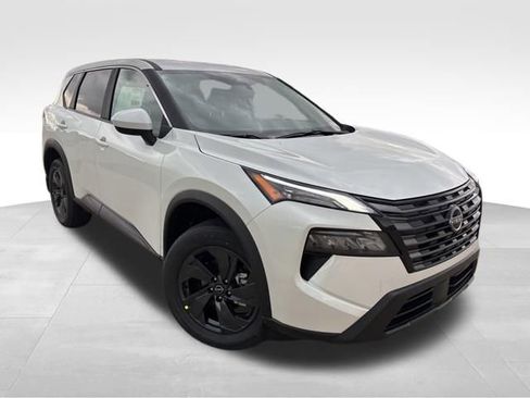 New 2026 Nissan Rogue SV FWD image 2