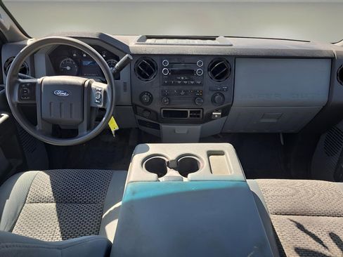 Used 2015 Ford F250 XL w/ Power Equipment Group image 14