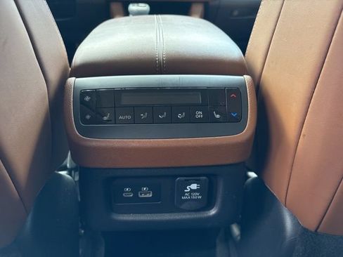 Used 2022 Nissan Pathfinder Platinum w/ Cargo Package AWD/4WD image 47