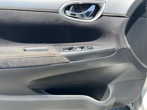 Used 2013 Nissan Sentra SV w/ Driver Pkg FWD image 16