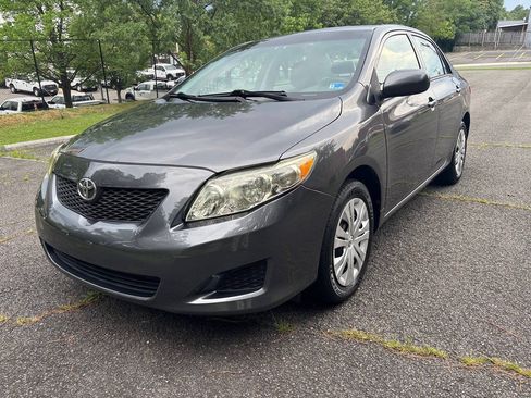 Used 2010 Toyota Corolla LE FWD image 1