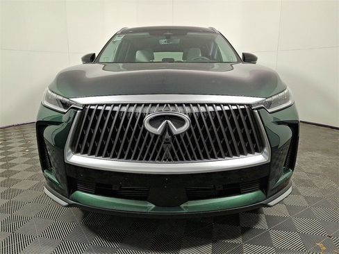 New 2026 INFINITI QX60 Luxe image 2