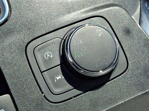 Certified 2023 Chevrolet Traverse RS AWD/4WD image 24