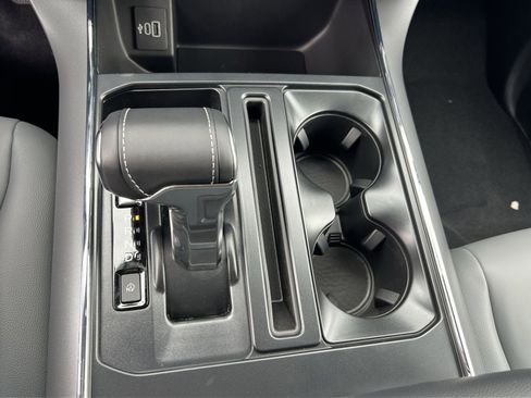 New 2025 Ford F150 Lightning Flash image 22