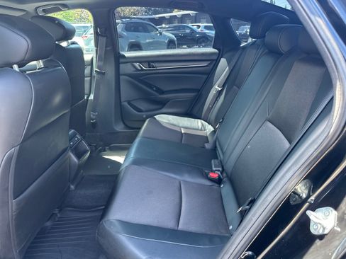 Used 2022 Honda Accord Sport image 10