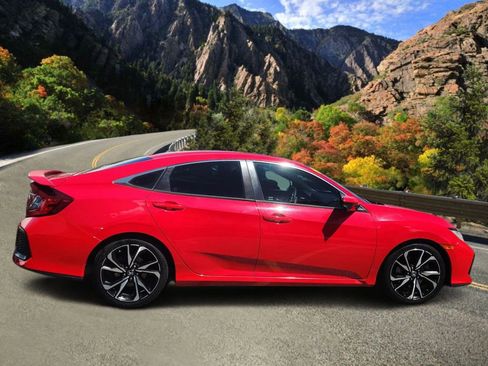 Used 2017 Honda Civic Si image 2