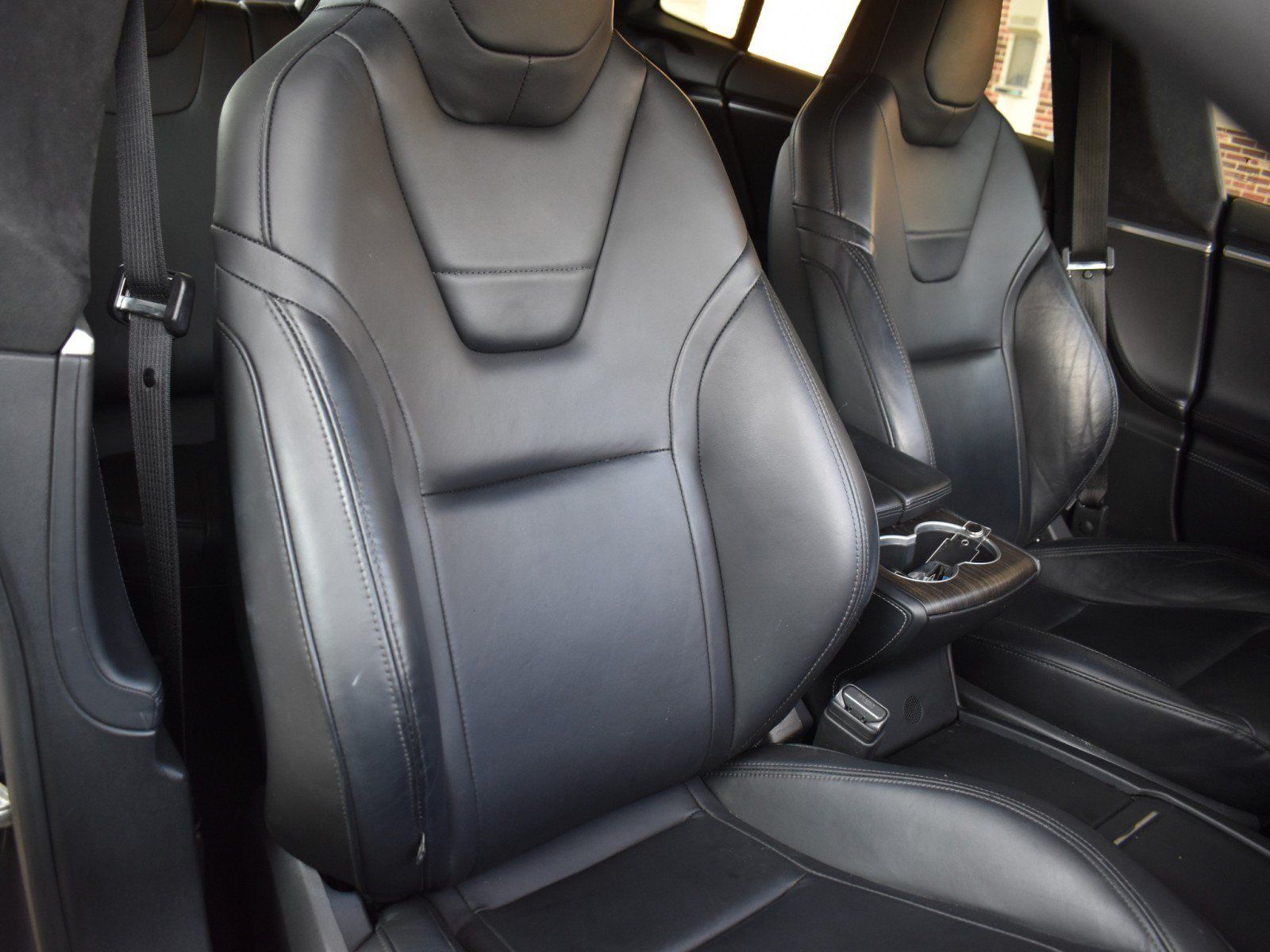 Used 2016 Tesla Model S AWD image 42