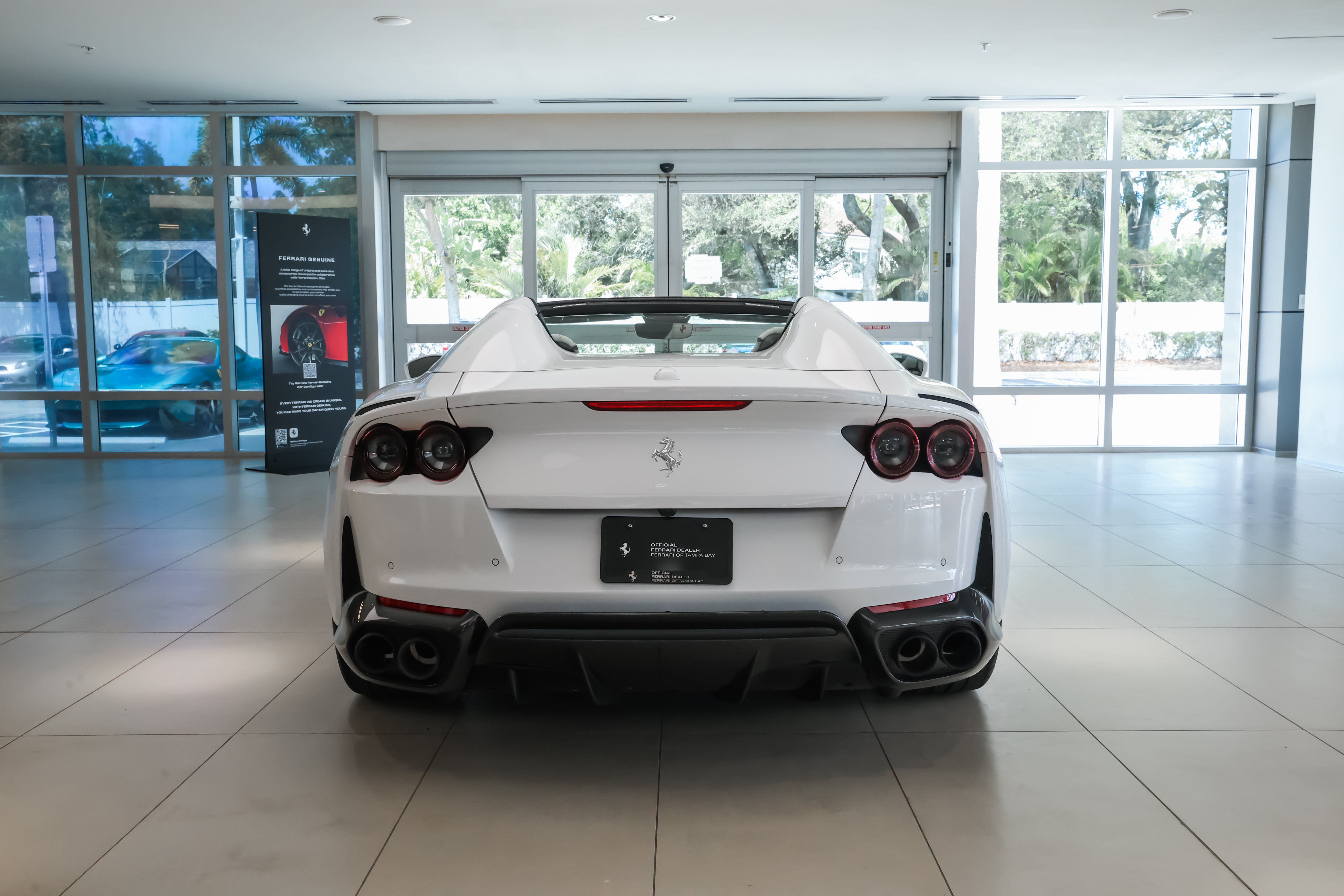 Used 2023 Ferrari 812 GTS RWD image 39