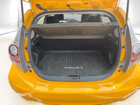 Used 2014 Toyota Prius C Three FWD image 26