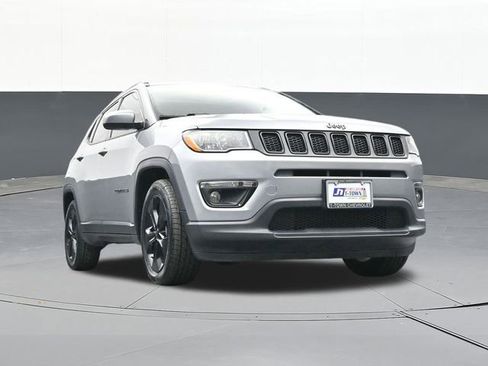 Used 2019 Jeep Compass Altitude image 49