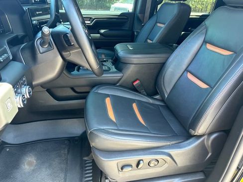 Used 2024 GMC Sierra 2500 AT4 w/ AT4 Premium Plus Package AWD/4WD image 11