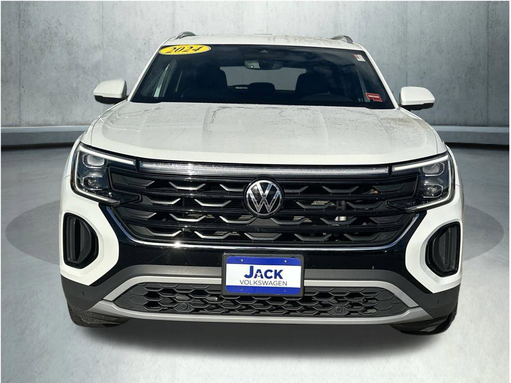 Used 2024 Volkswagen Atlas Cross Sport SE AWD/4WD image 9
