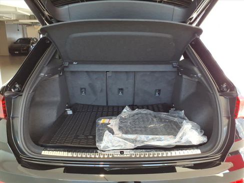 Certified 2025 Audi Q3 2.0T Premium Plus w/ Premium Plus Package AWD/4WD image 20