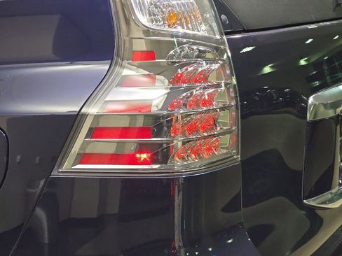 Certified 2023 Lexus GX 460 Premium image 34