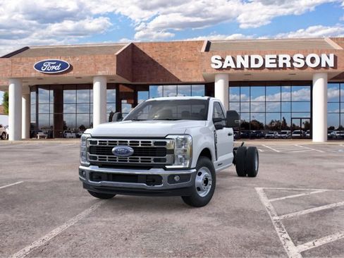 New 2026 Ford F350 XL w/ XL Chrome Package RWD image 3