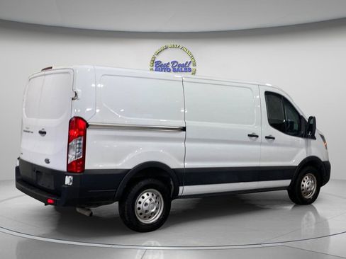 Used 2022 Ford Transit 250 Low Roof AWD image 5