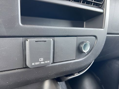 Used 2024 Chevrolet Express 2500 w/ Driver Convenience Package image 15