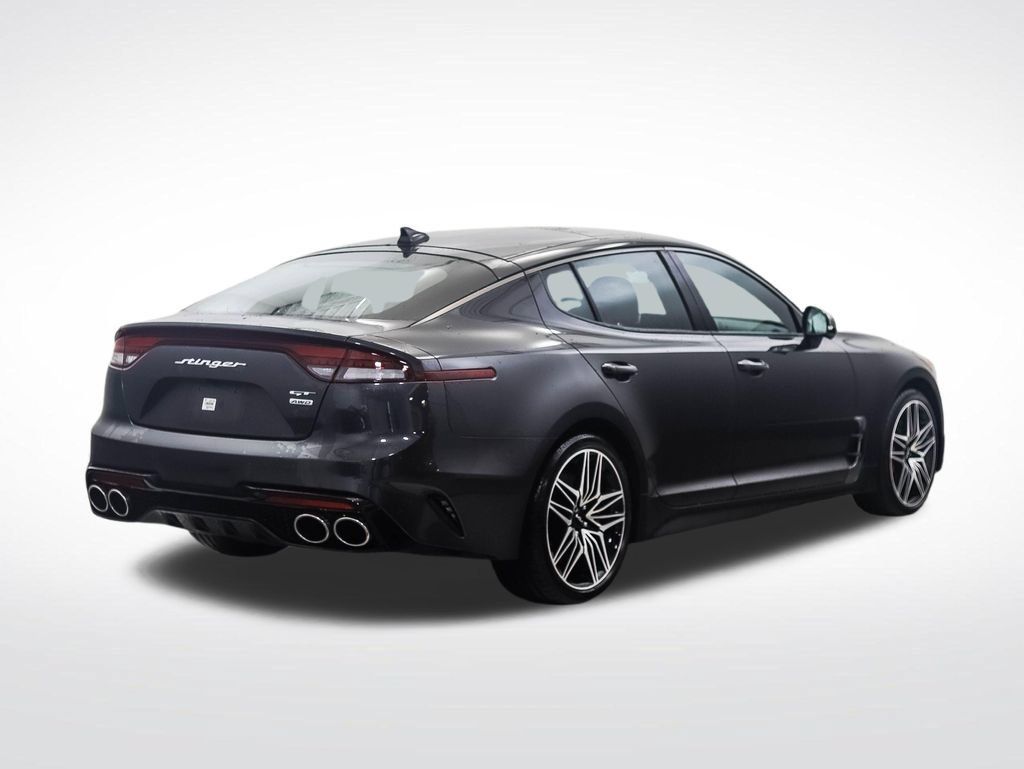 Used 2022 Kia Stinger GT2 AWD/4WD image 5