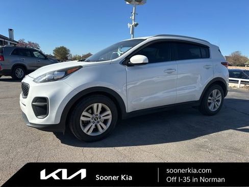 Used 2018 Kia Sportage LX w/ LX Popular Package image 1