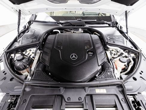 Certified 2023 Mercedes-Benz S 580 4MATIC Sedan image 37